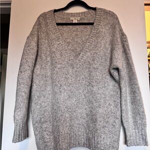 H&M Light Gray Oversized V-Neck Knit Sweater